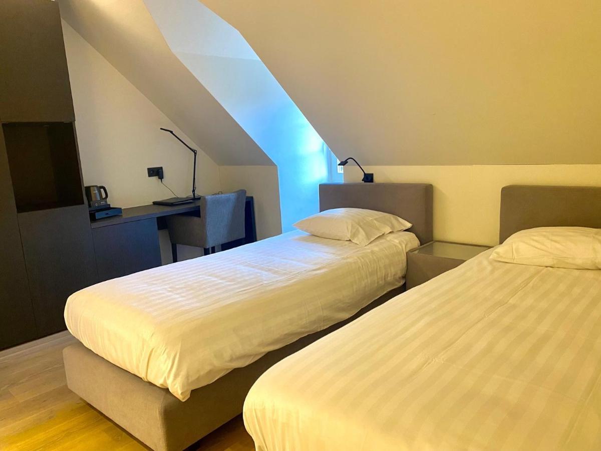 הוגסטראטן Hotel De Jachthoorn מראה חיצוני תמונה